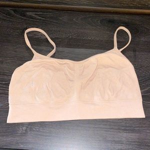 Women’s No-Show Bra (adjustable straps)